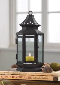 Vintage Black Stagecoach Lantern - Rustic Outdoor Lighting Decor